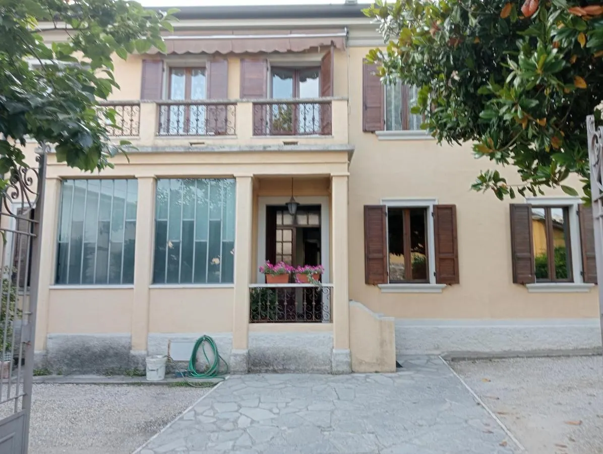 Villa Dimora LUCILLA Ponti sul Mincio Casa vacanze