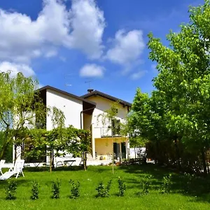 Bb Il Grande Salice Bike Friends Bed & Breakfast